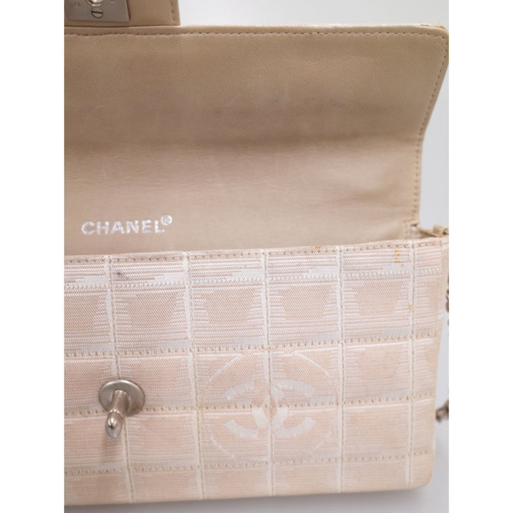 Chanel Line Shoulder Chain Bag - Picture 5 of 9